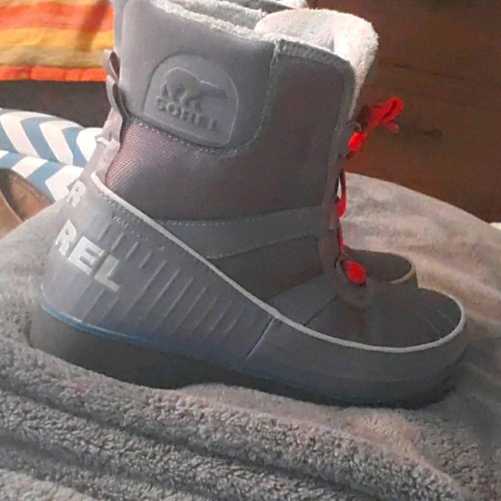Sorel rain boots